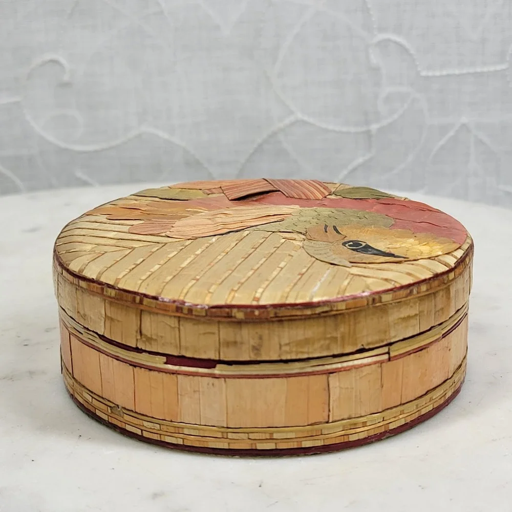 VTG Handmade Straw Bird Jewelry Box 4